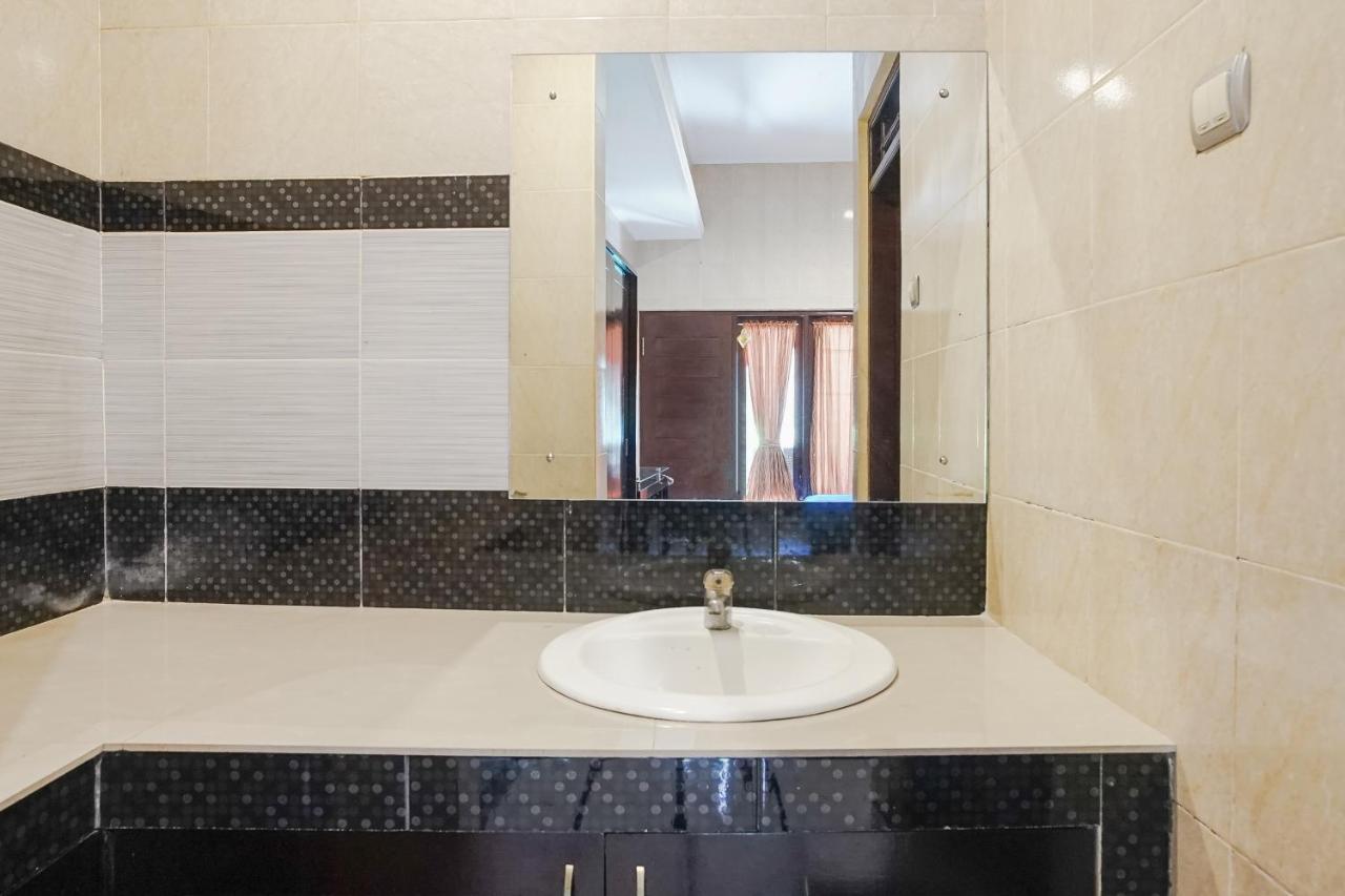 Denays Guesthouse Jimbaran Kültér fotó